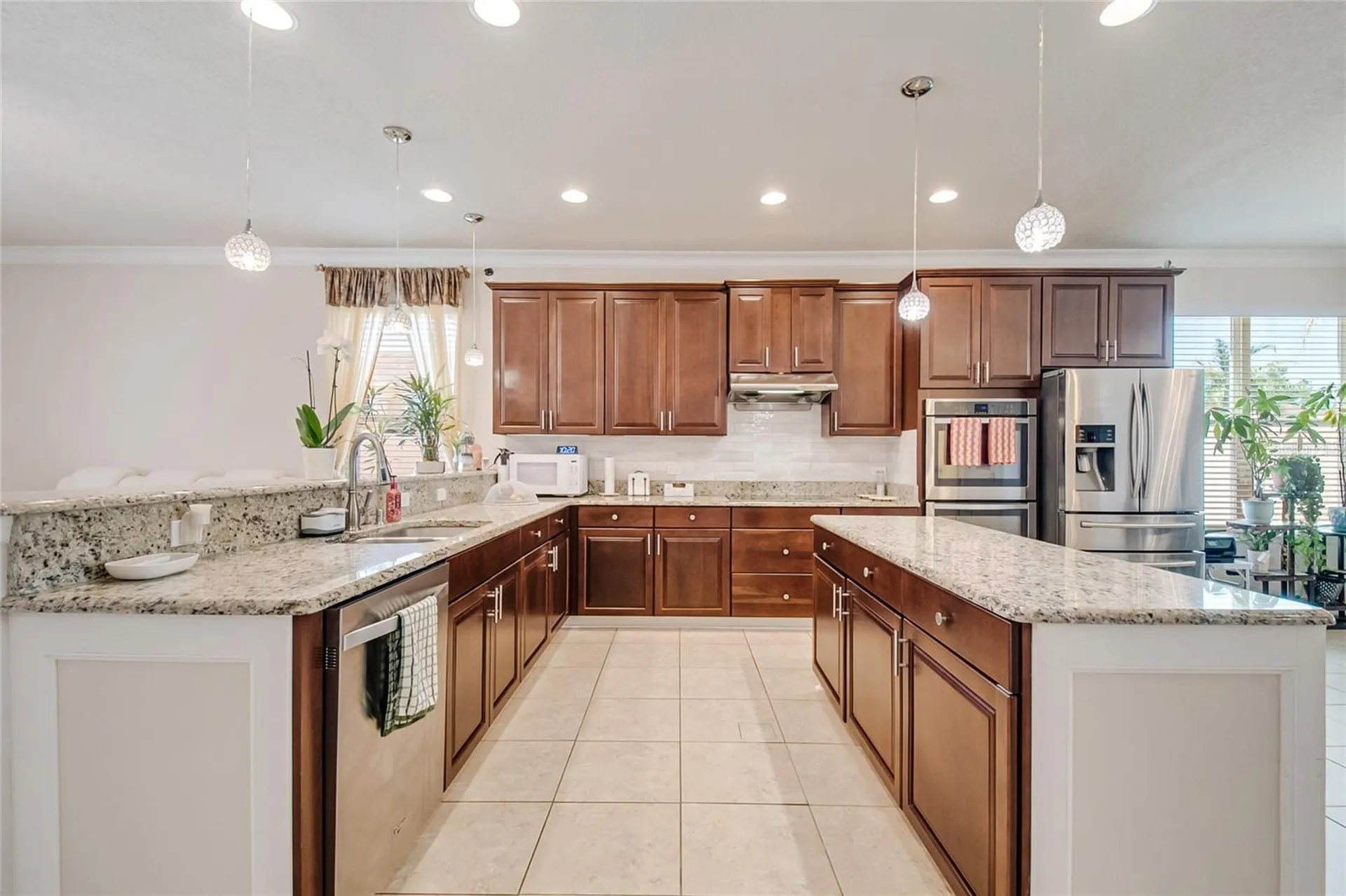 2001 Red Bluff Avenue Apopka FL 32712