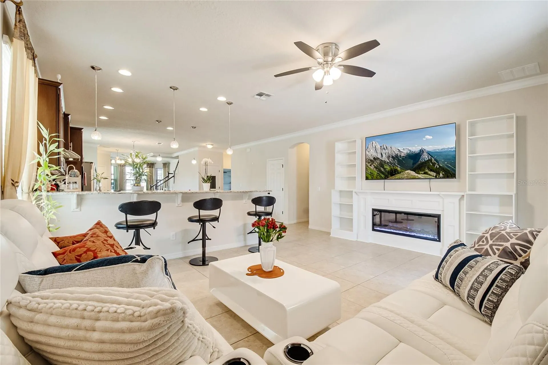 2001 Red Bluff Avenue Apopka FL 32712