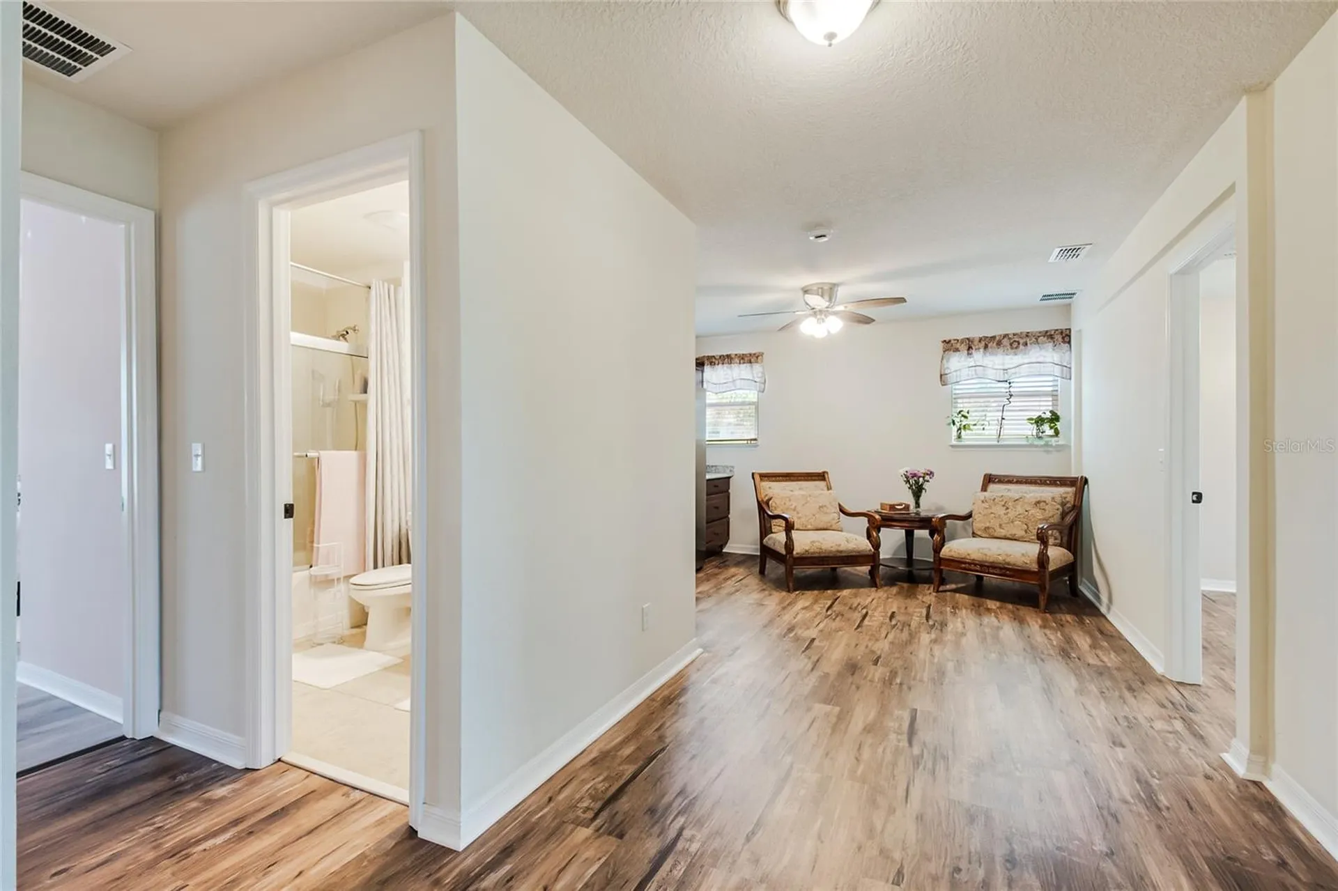 2001 Red Bluff Avenue Apopka FL 32712