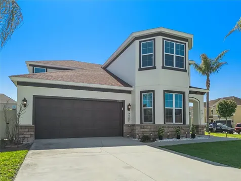 2001 Red Bluff Avenue Apopka FL 32712