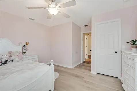 2001 Red Bluff Avenue Apopka FL 32712