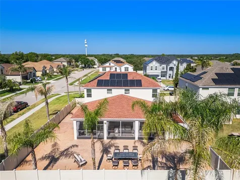 2001 Red Bluff Avenue Apopka FL 32712