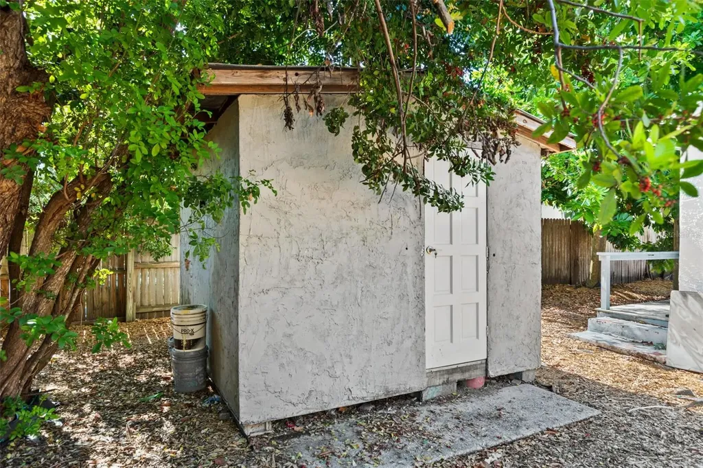 4115 Fairfield Avenue S St Petersburg FL 33711