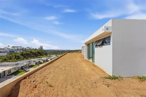 Monte Azul Monteazul Guaynabo PR 00969