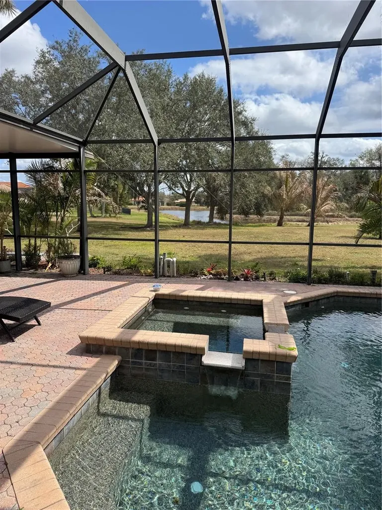 317 Country Meadows Way Bradenton FL 34212