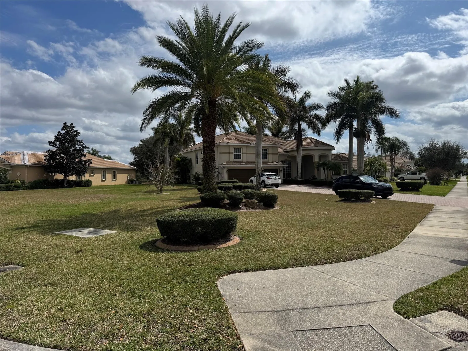 317 Country Meadows Way Bradenton FL 34212