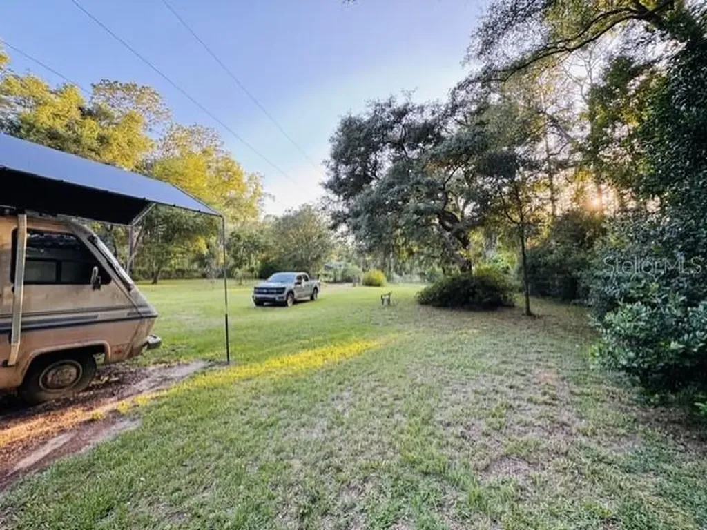 11817 SW 58th Street Webster FL 33597