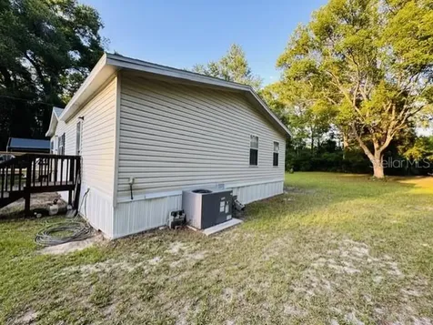 11817 SW 58th Street Webster FL 33597