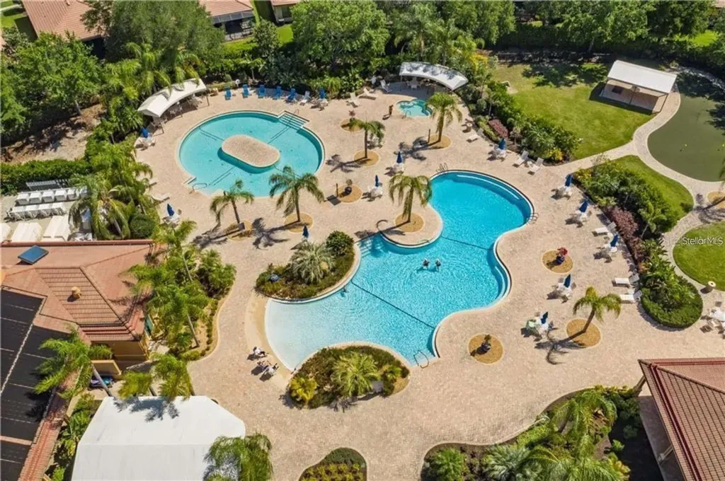 140 Shell Falls Drive Apollo Beach FL 33572