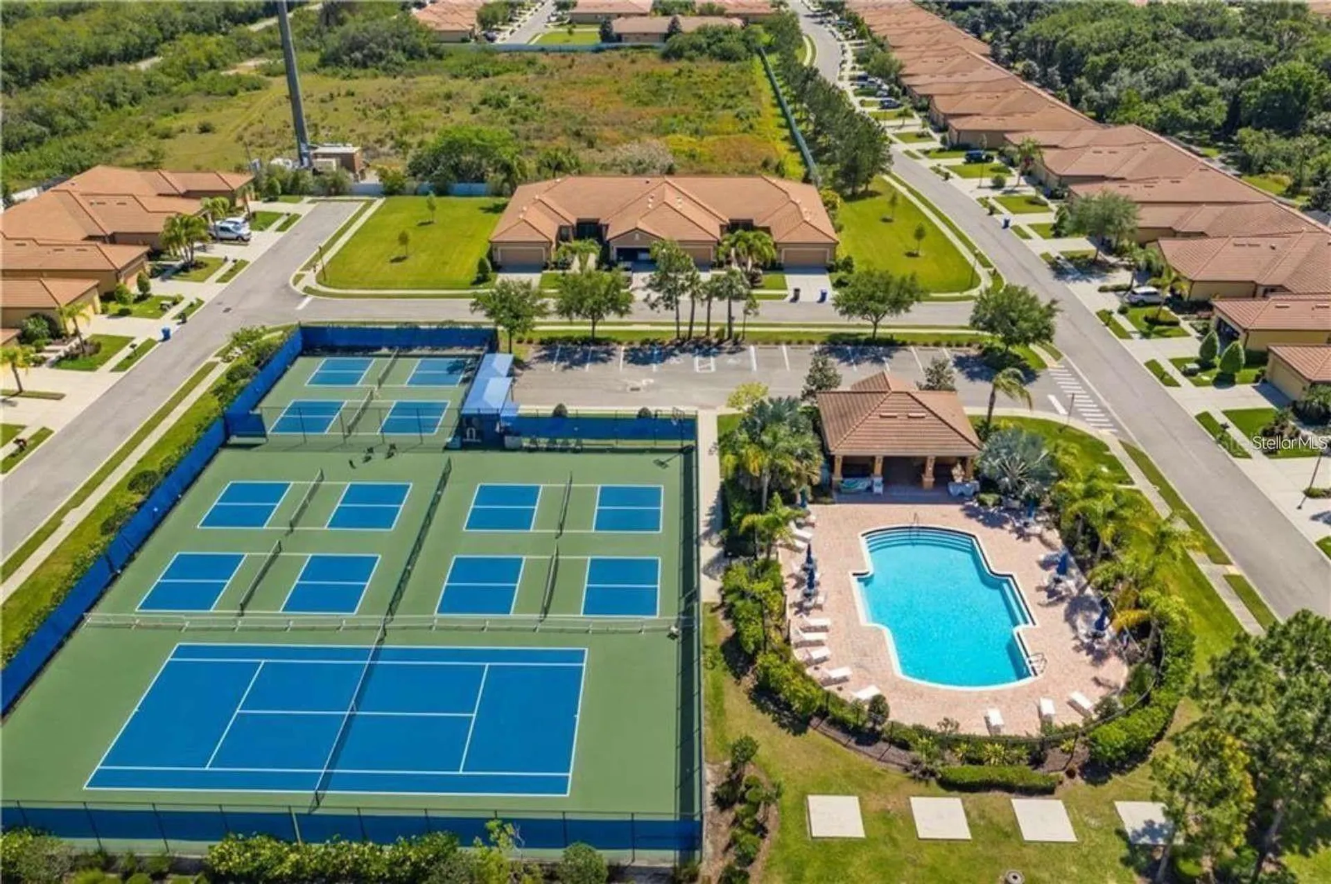 140 Shell Falls Drive Apollo Beach FL 33572