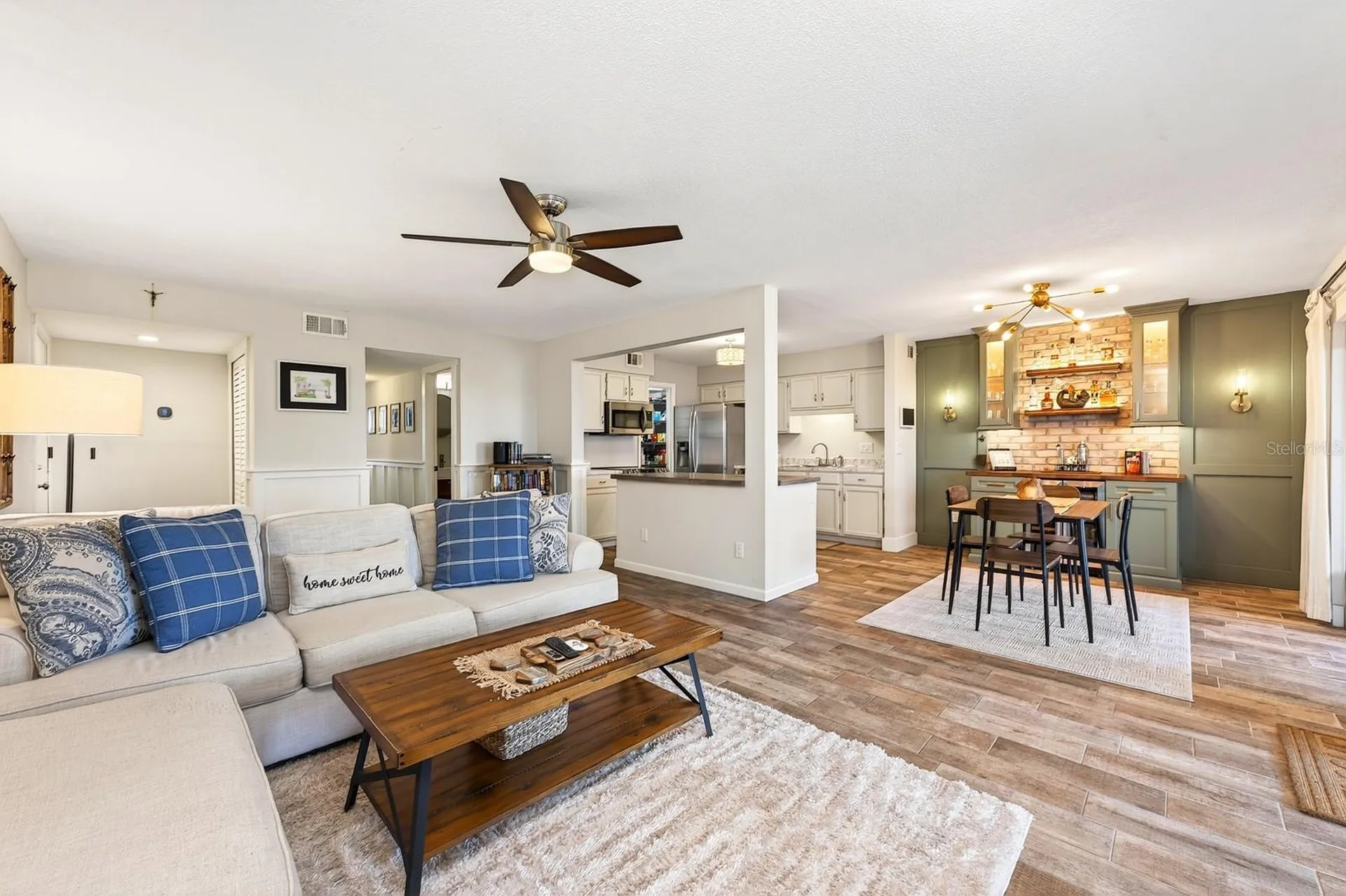 2412 Tack Room Lane Orlando FL 32812