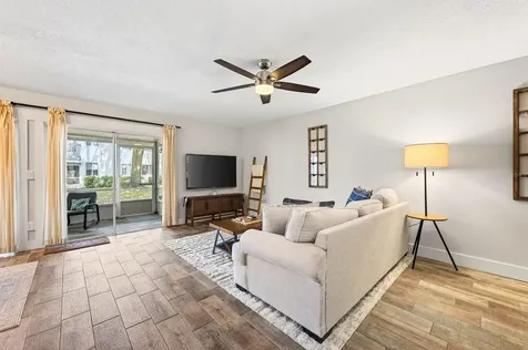 2412 Tack Room Lane Orlando FL 32812