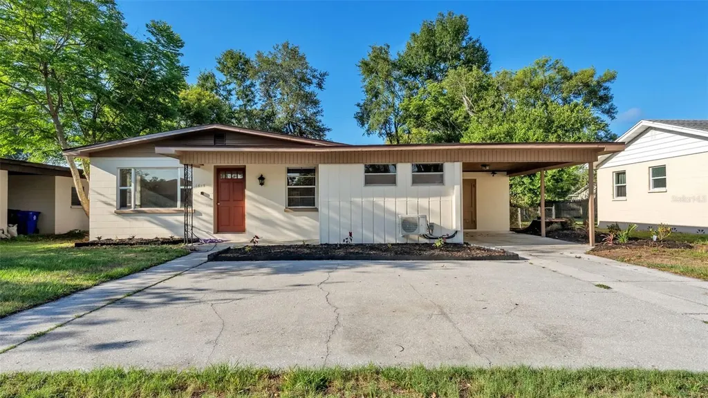 1615 Skinner Street Lakeland FL 33801