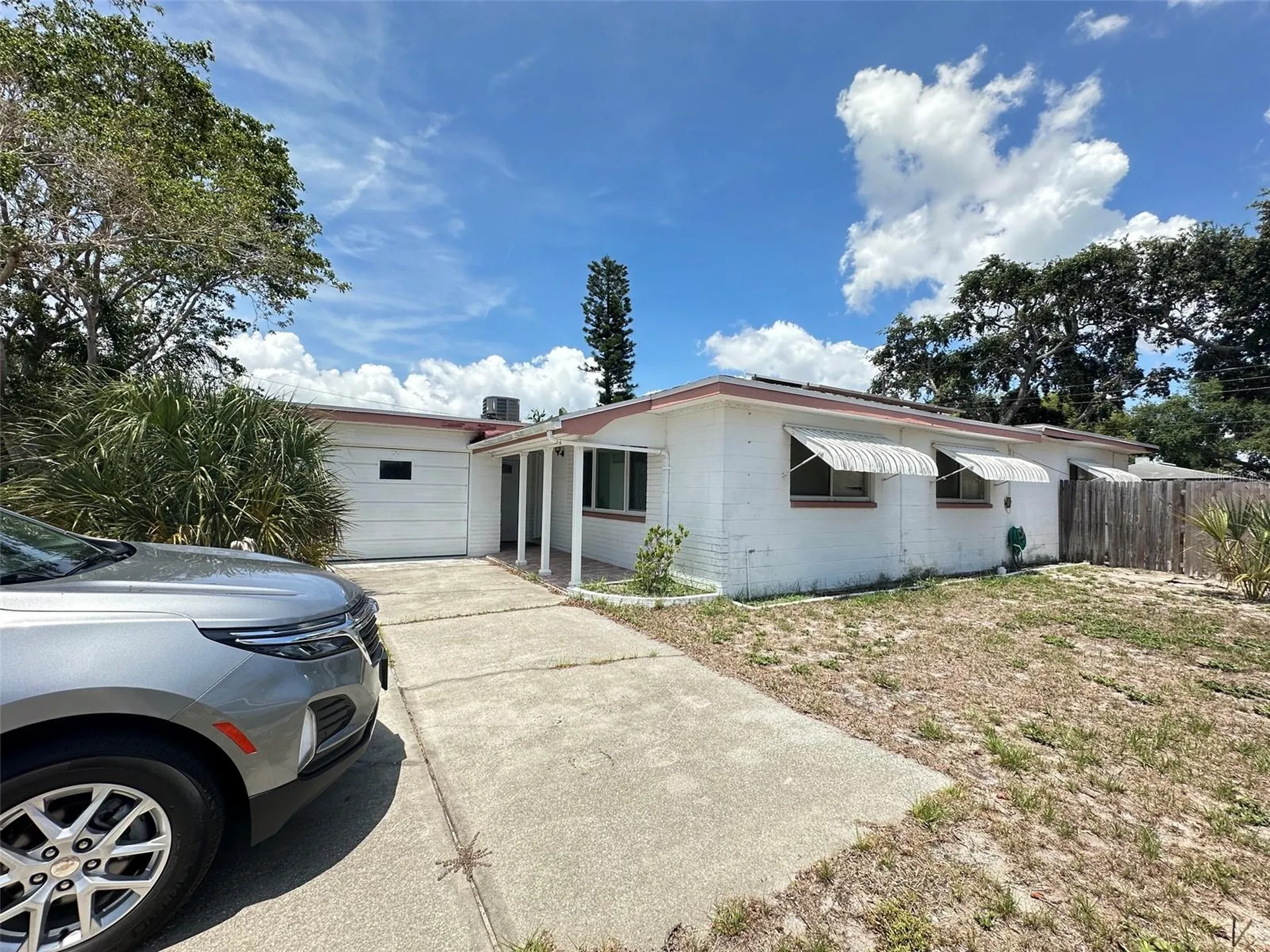 5671 Orange Road Seminole FL 33772