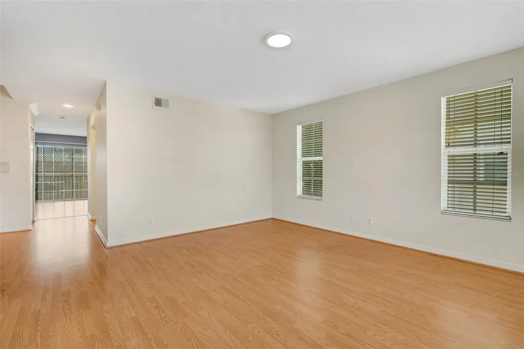 8198 Eagles Park Drive St Petersburg FL 33709