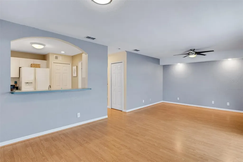 8198 Eagles Park Drive St Petersburg FL 33709