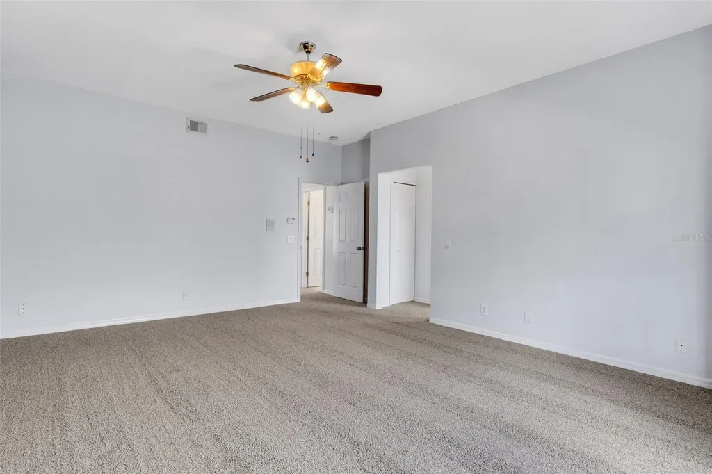 8198 Eagles Park Drive St Petersburg FL 33709