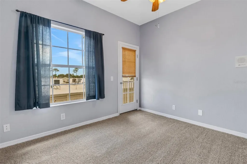 8198 Eagles Park Drive St Petersburg FL 33709