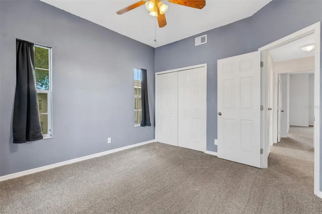 8198 Eagles Park Drive St Petersburg FL 33709