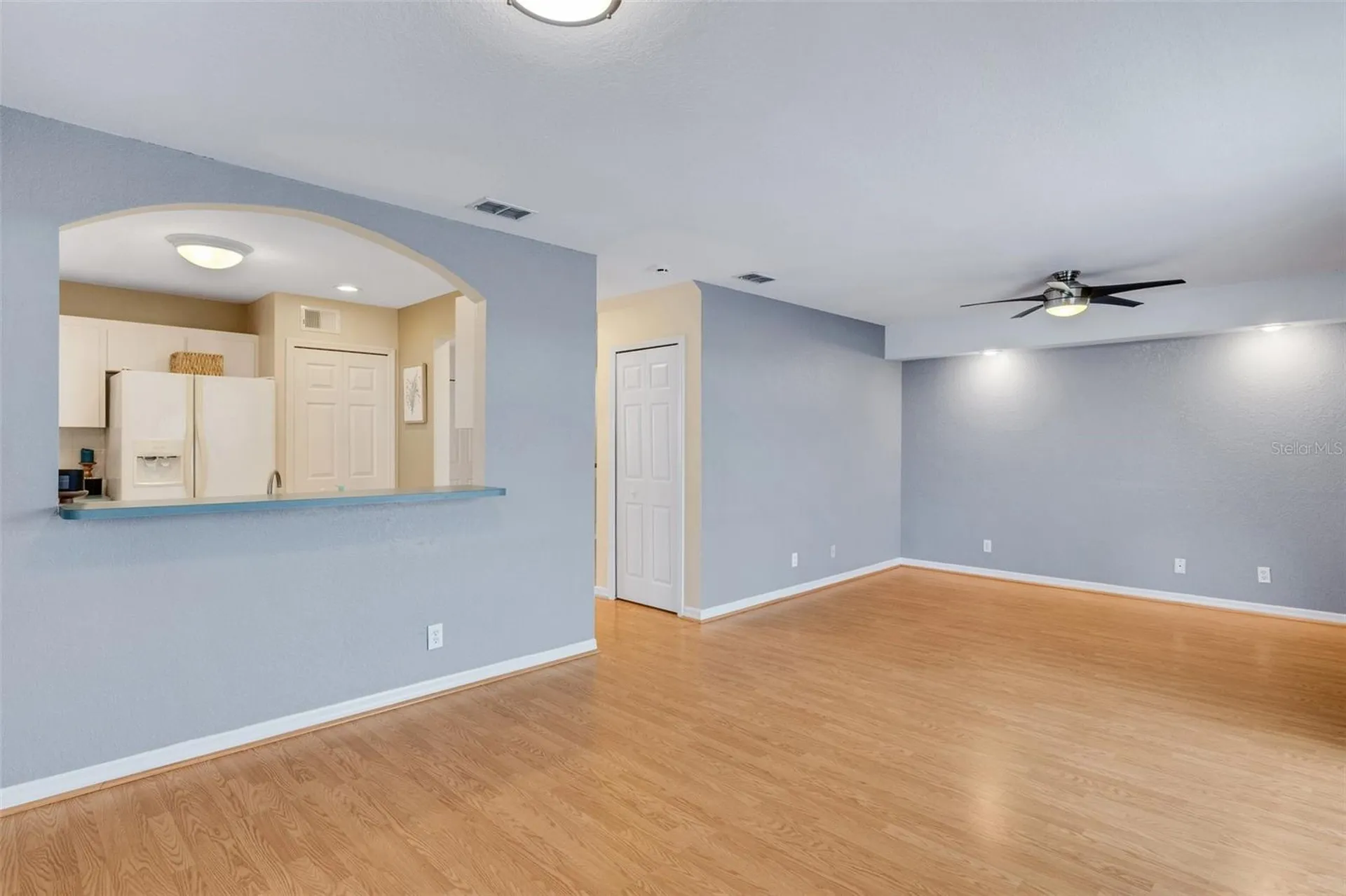 8198 Eagles Park Drive St Petersburg FL 33709