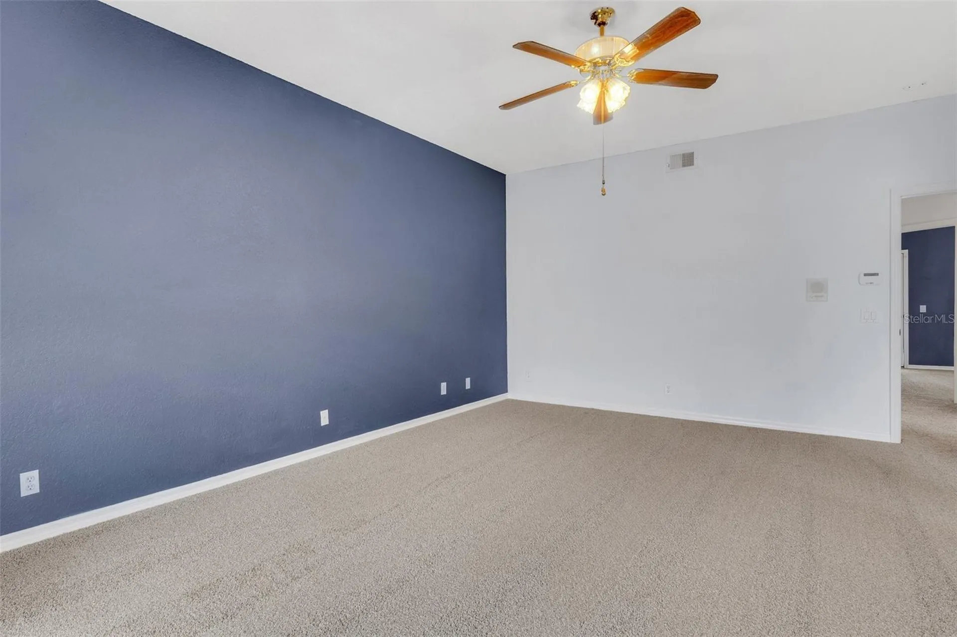 8198 Eagles Park Drive St Petersburg FL 33709