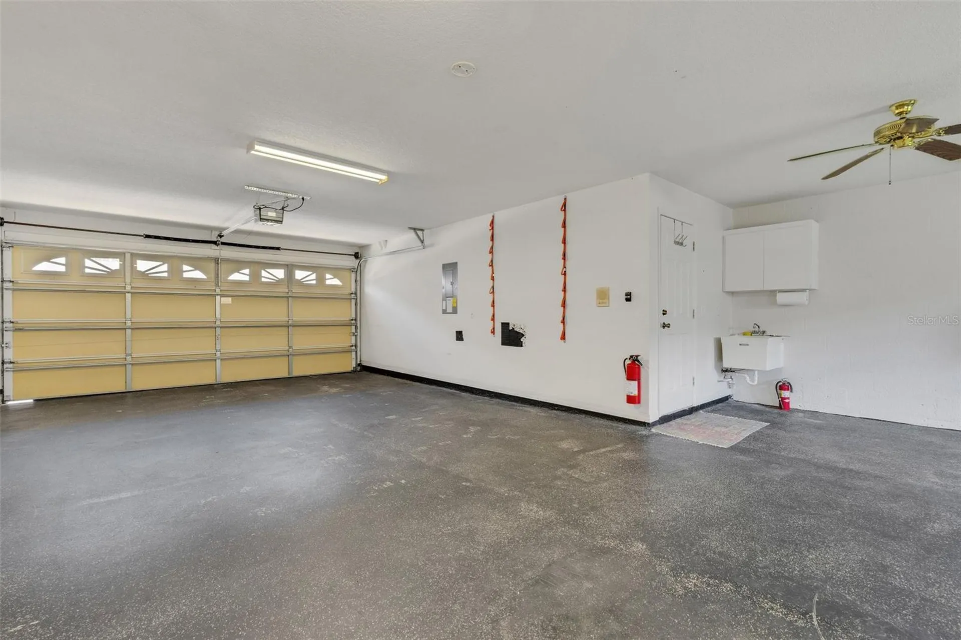 8198 Eagles Park Drive St Petersburg FL 33709