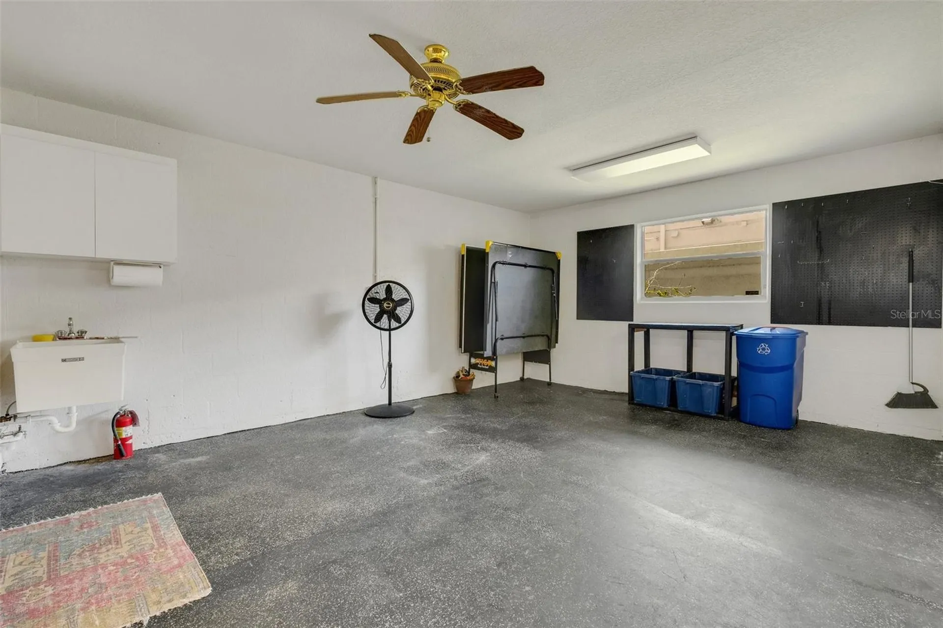 8198 Eagles Park Drive St Petersburg FL 33709