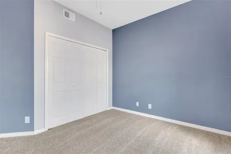 8198 Eagles Park Drive St Petersburg FL 33709