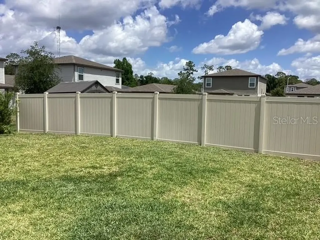 462 Amadoras Way St Cloud FL 34771