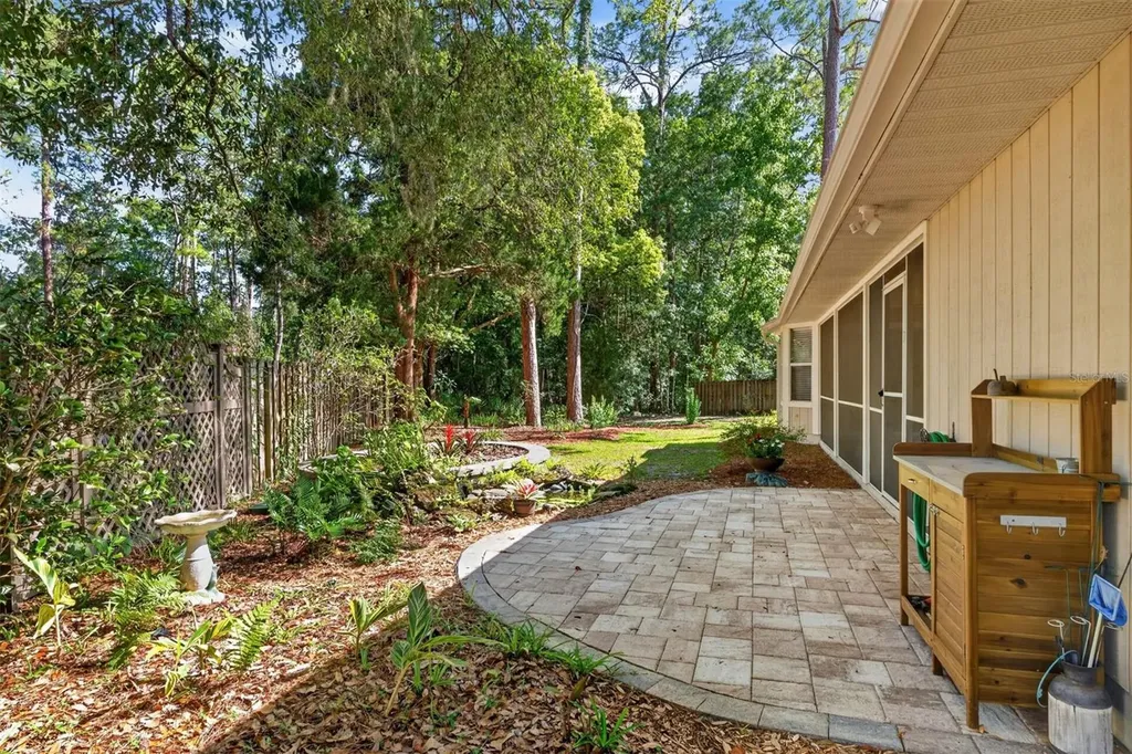 2305 NW 44th Place Gainesville FL 32605