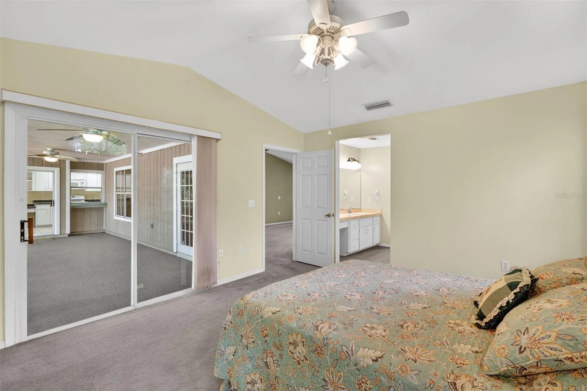 2305 NW 44th Place Gainesville FL 32605