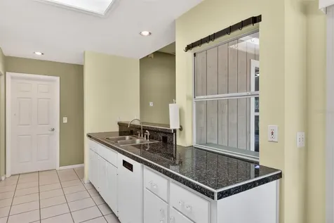 2305 NW 44th Place Gainesville FL 32605