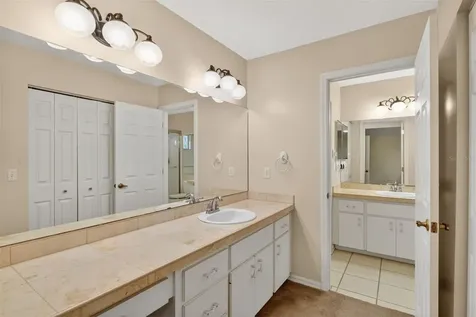 2305 NW 44th Place Gainesville FL 32605