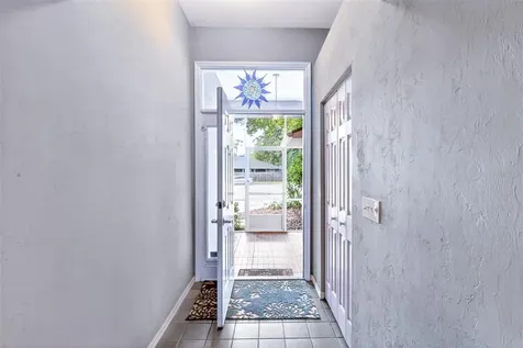 2305 NW 44th Place Gainesville FL 32605