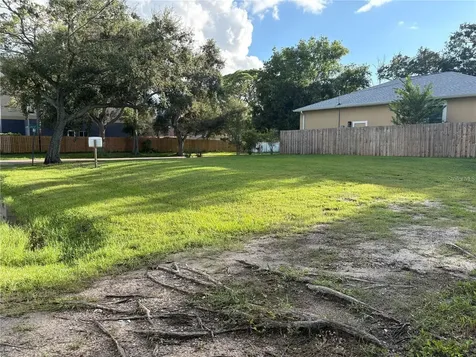 3215 Laurel Avenue Clearwater FL 33762