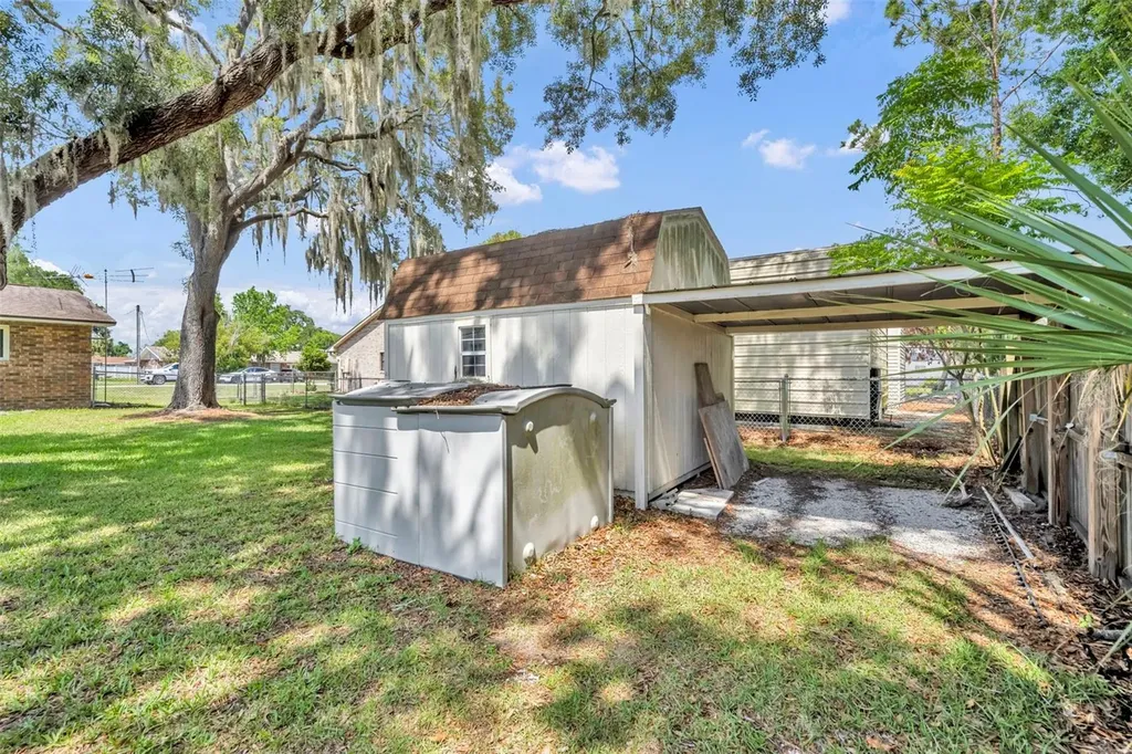 9830 Bunker Road Leesburg FL 34788