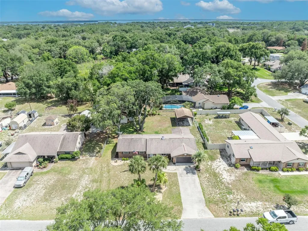 9830 Bunker Road Leesburg FL 34788