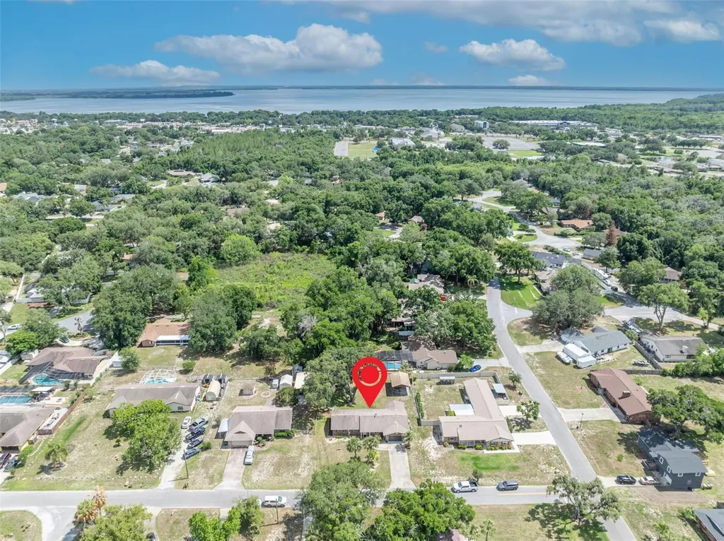 9830 Bunker Road Leesburg FL 34788