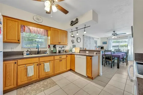 9830 Bunker Road Leesburg FL 34788