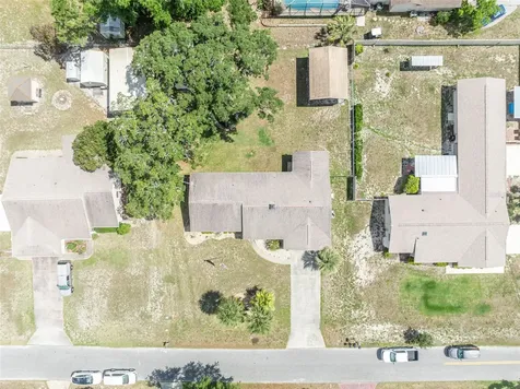 9830 Bunker Road Leesburg FL 34788