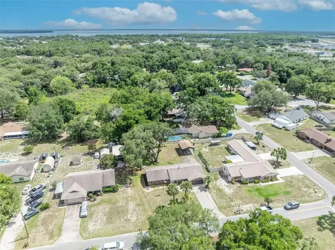 9830 Bunker Road Leesburg FL 34788