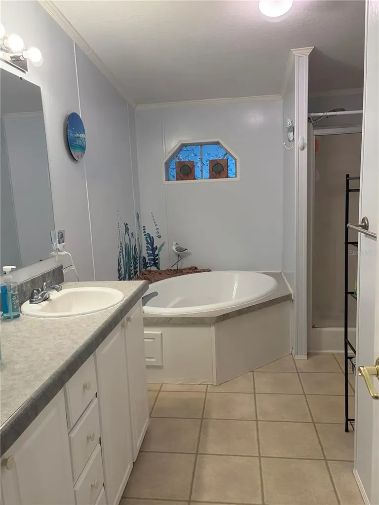 37650 Newal Avenue Zephyrhills FL 33542