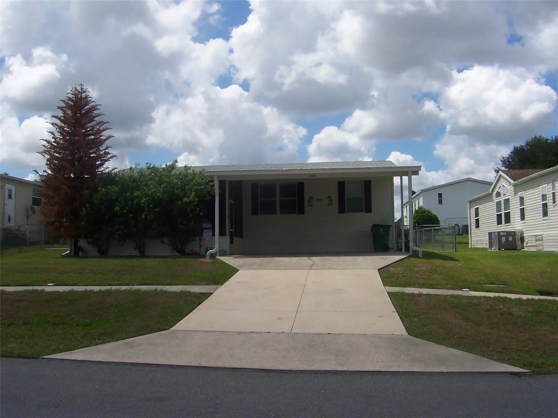 37650 Newal Avenue Zephyrhills FL 33542