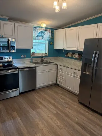 37650 Newal Avenue Zephyrhills FL 33542
