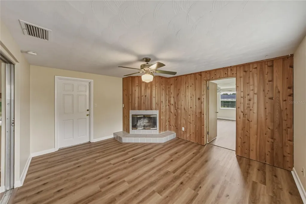 37136 Mandarin Avenue Zephyrhills FL 33541