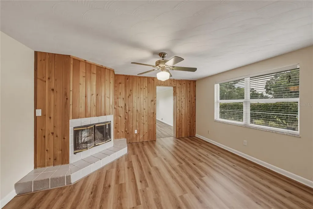 37136 Mandarin Avenue Zephyrhills FL 33541