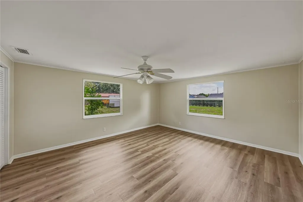 37136 Mandarin Avenue Zephyrhills FL 33541