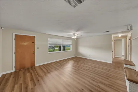 37136 Mandarin Avenue Zephyrhills FL 33541
