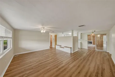 37136 Mandarin Avenue Zephyrhills FL 33541