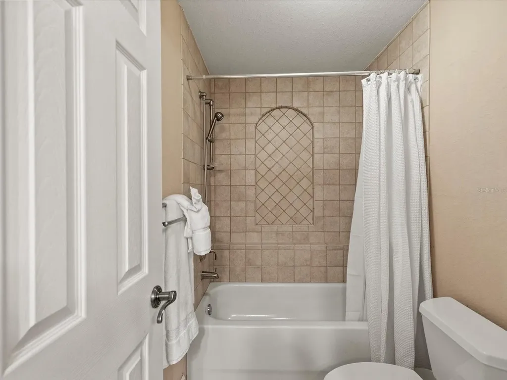19617 Eagle Crest Drive Lutz FL 33549